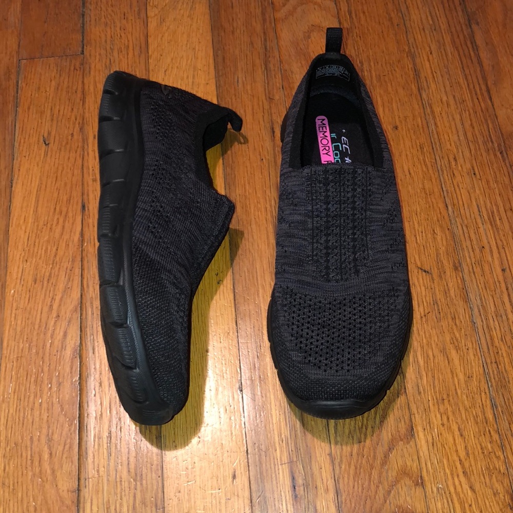 Skechers shoes
